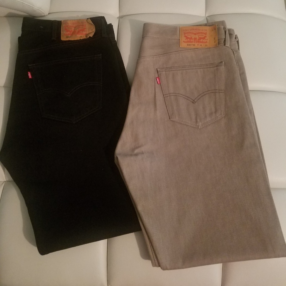 Mens 501 Button Fly Levi's sz 38-34